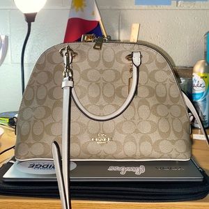 Signature canvas COACH Katy Satchel